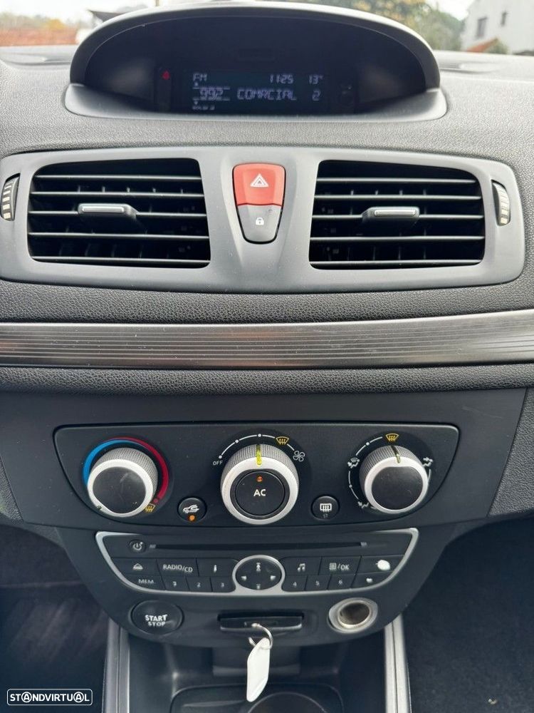 Renault Mégane 1.5 dCi Confort - 16