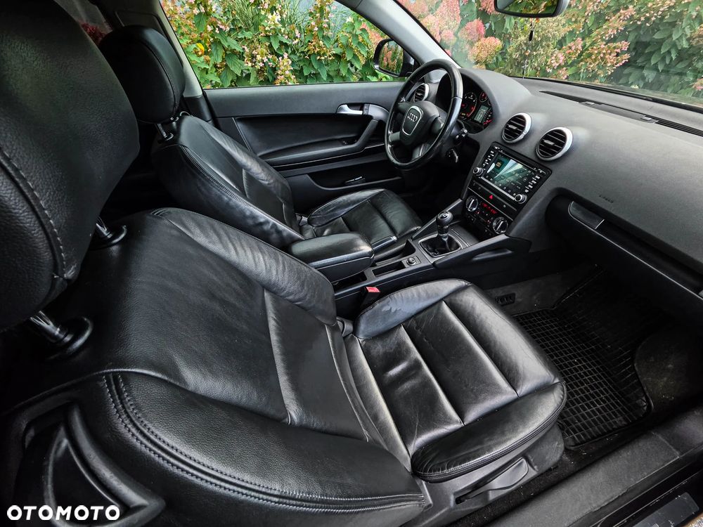 Audi A3 3-drzwiowe 1.6 TDI DPF S line Sportpaket - 19