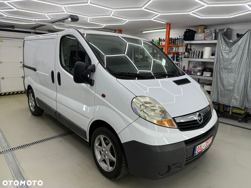 Opel Vivaro - 5