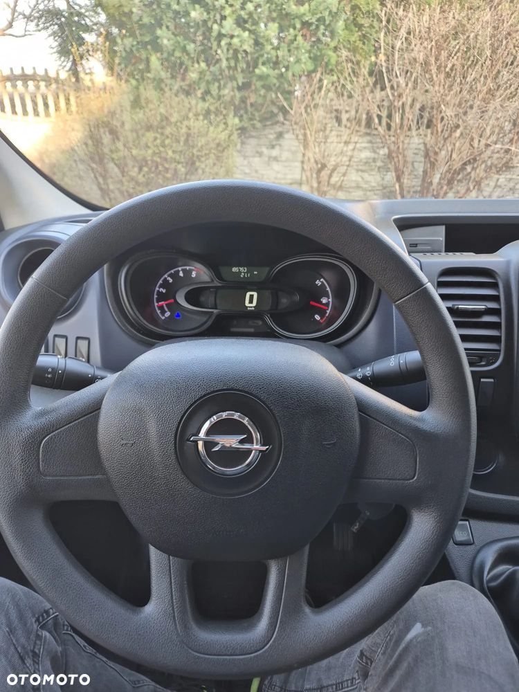Opel VIVARO - 14