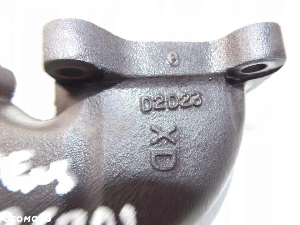 KOLANKO WYDECHOWE KIA CARENS II 2,0 CRDI - 2