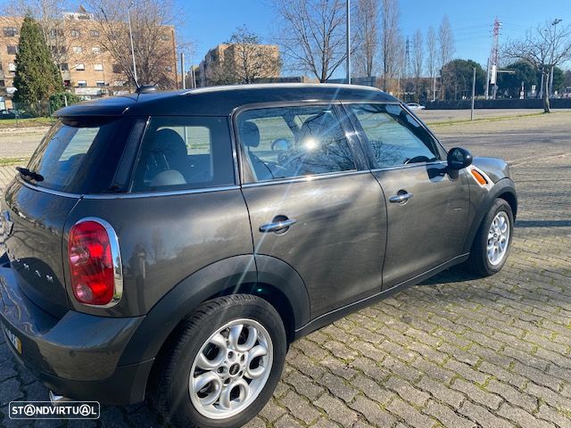 MINI Countryman One D - 2