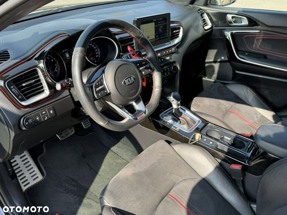 Kia Ceed 1.6 T-GDI GT DCT - 18