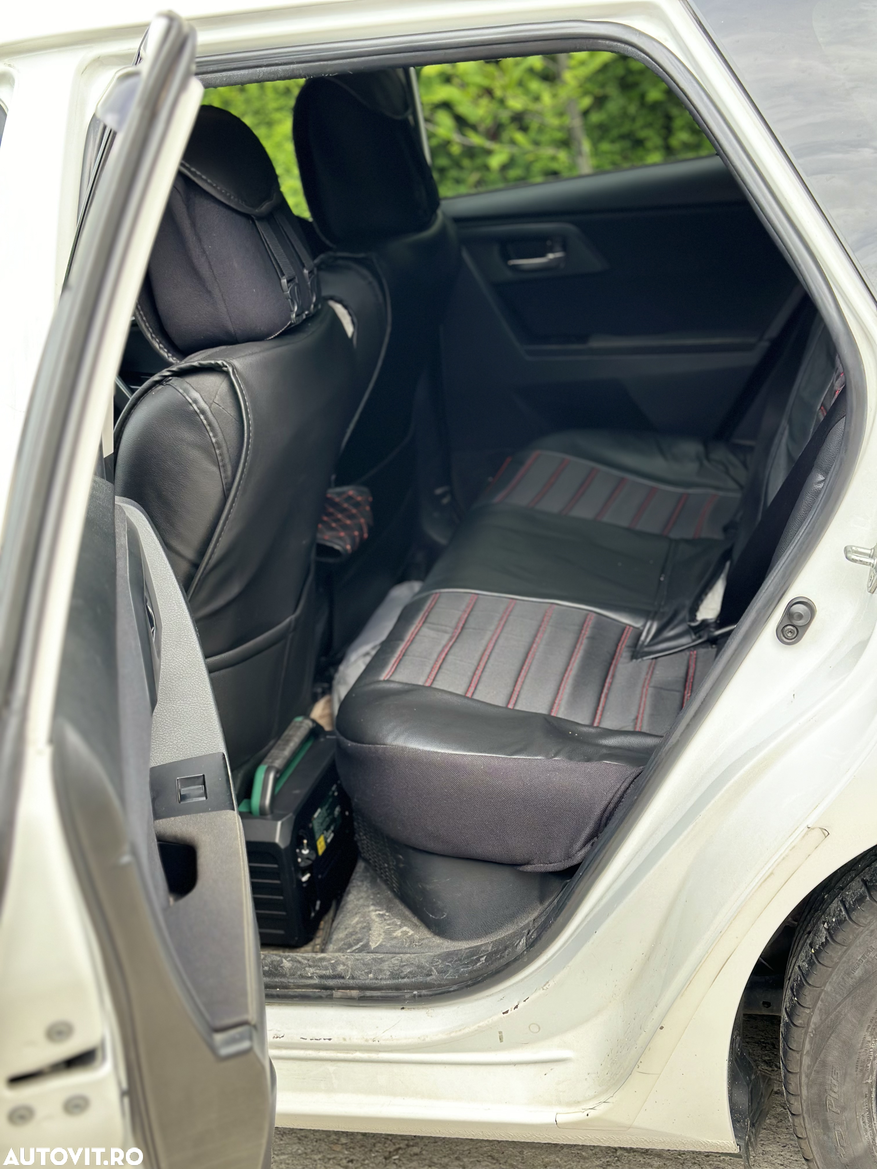 Toyota Auris - 10