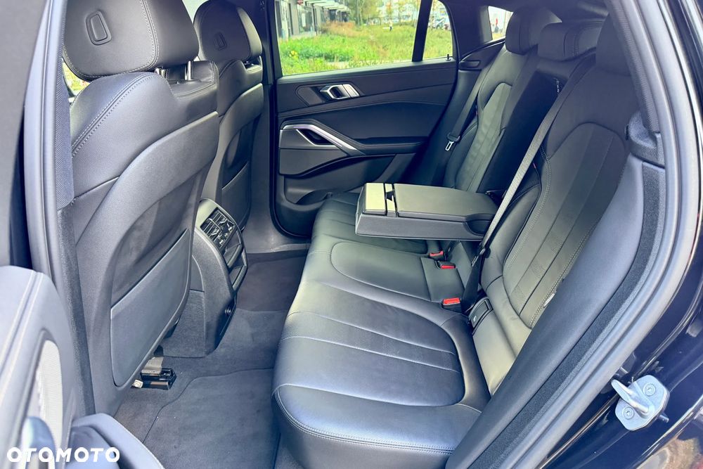 BMW X6 xDrive30d - 11