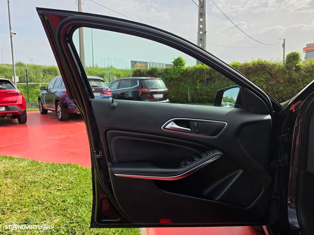 Mercedes-Benz GLA 200 CDI Urban Aut. - 9