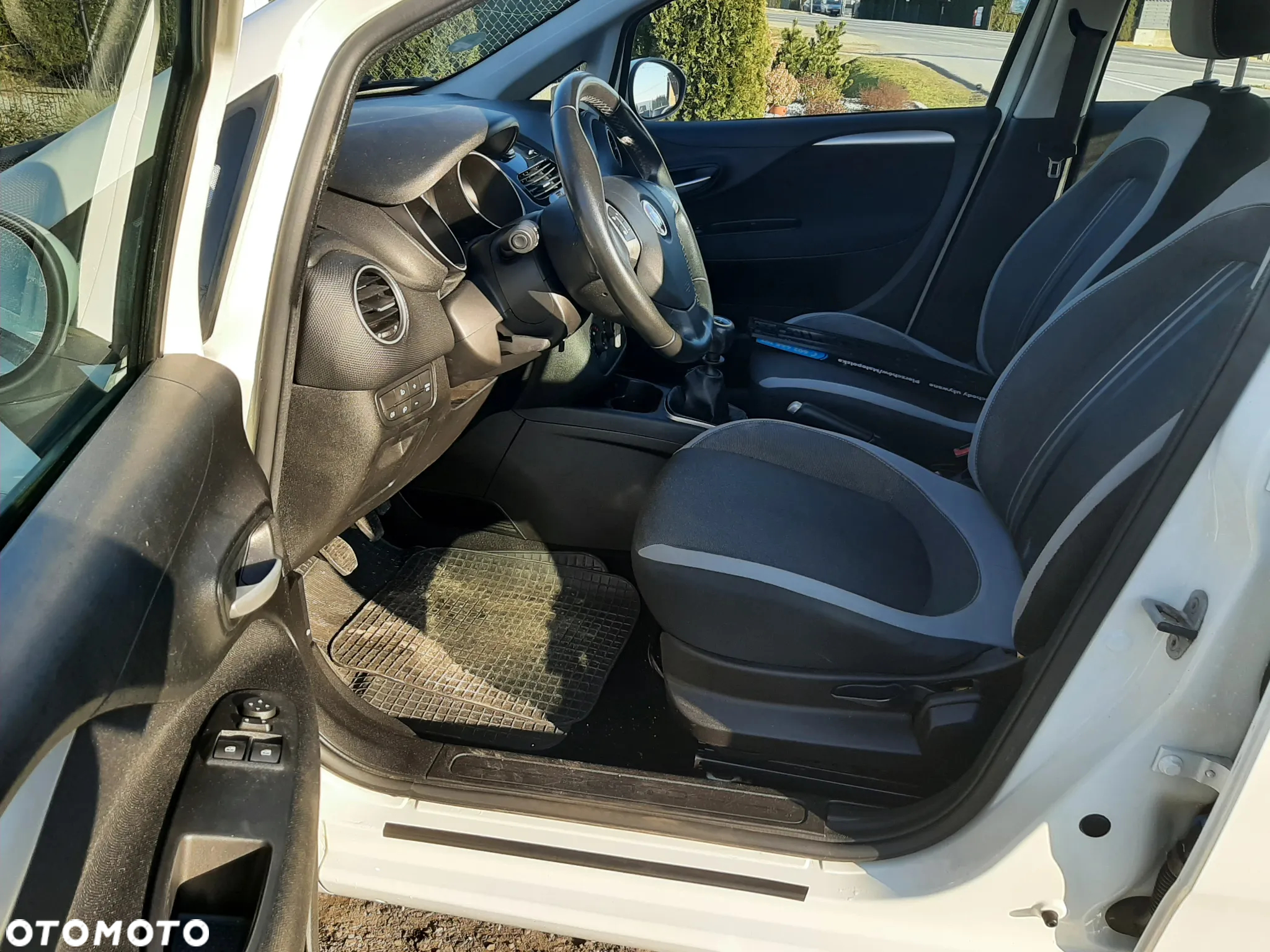 Fiat Punto - 10