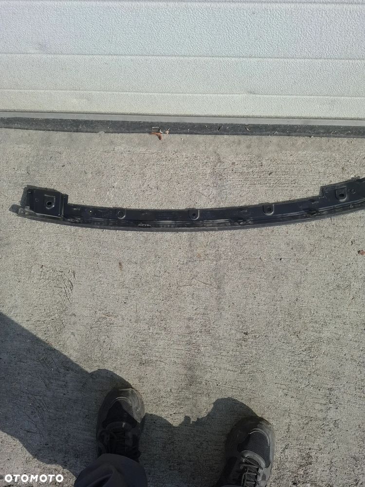 VOLVO XC40 uszczelka krawędzi maski grill zderzak 31457352 - 2