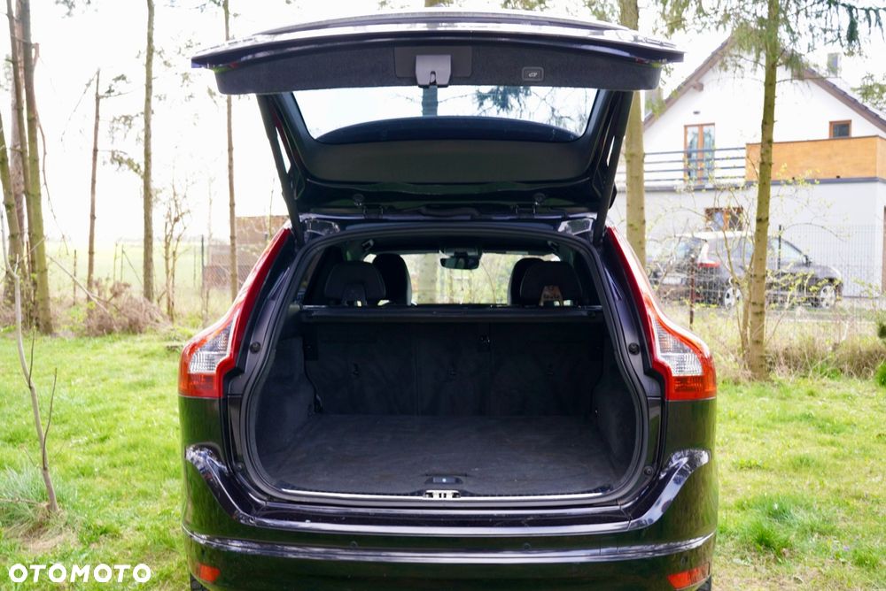 Volvo XC 60 D4 Drive-E Momentum - 13