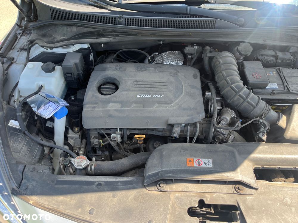 Hyundai i40 Kombi 1.7 CRDi Premium - 32