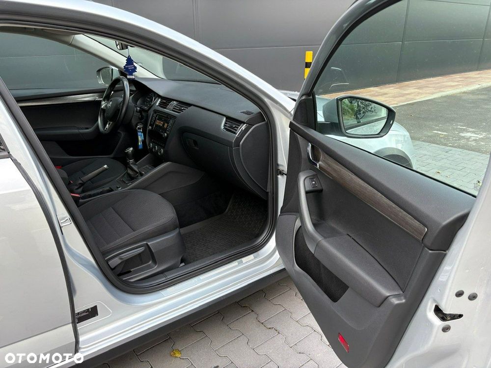 Skoda Octavia 2.0 TDI (Green tec) 4x4 Ambition - 27