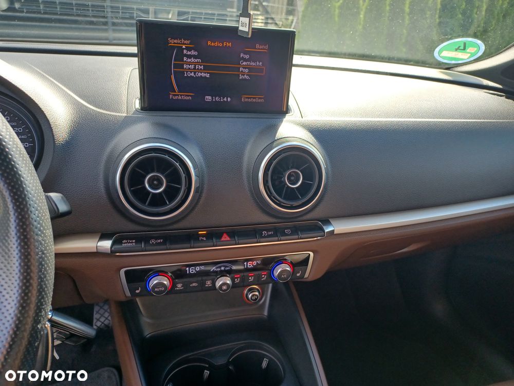 Audi A3 Sportback 2.0 TDI S line Sportpaket - 24