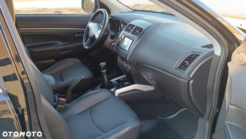 Mitsubishi ASX - 8