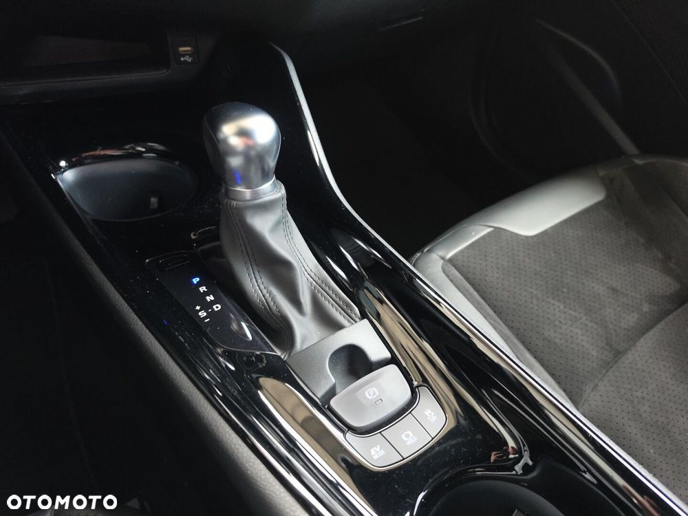 Toyota C-HR 2.0 Hybrid Selection - 25