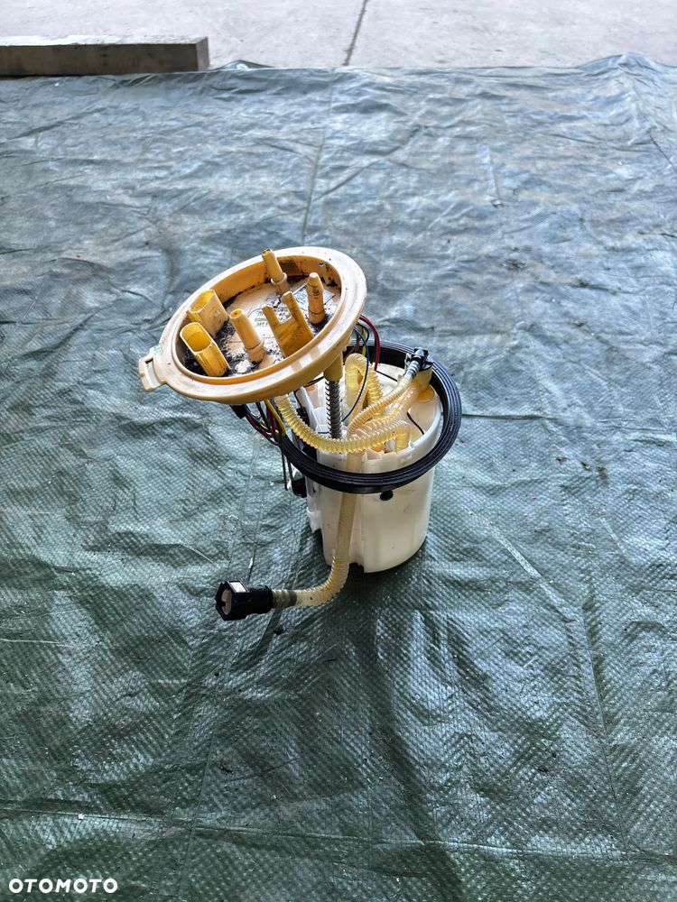 Skoda Superb III 3 pompa paliwa 2,0 TDI 3Q0919050H - 3