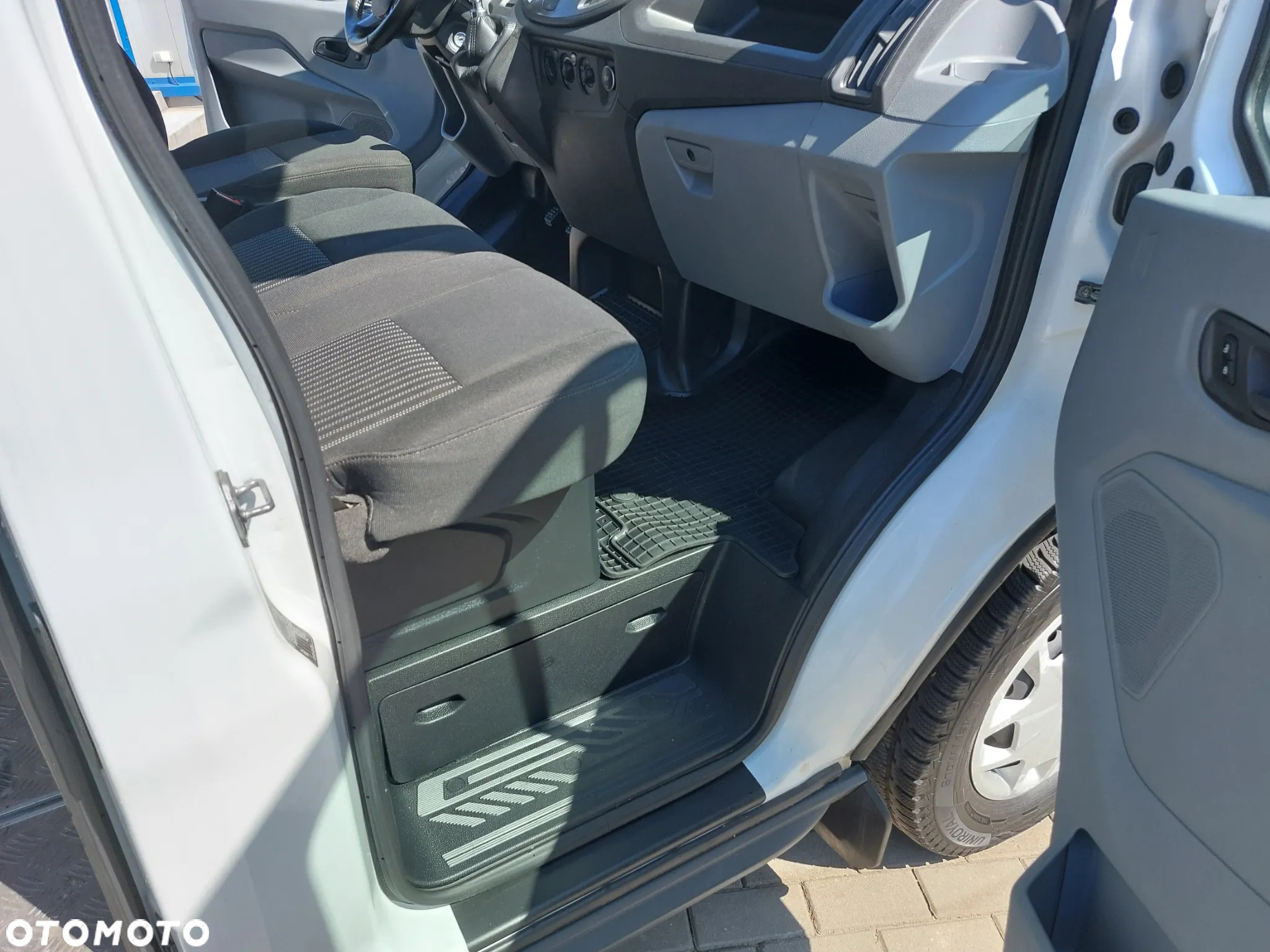 Ford Transit - 20