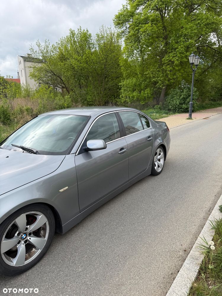 BMW Seria 5 525d - 14