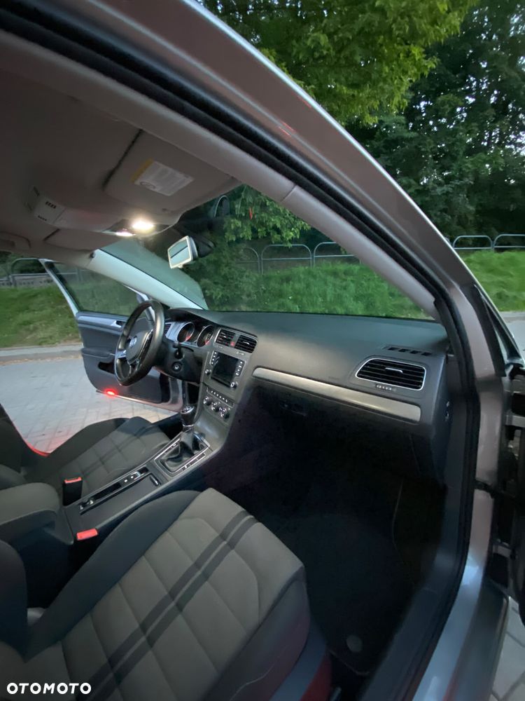 Volkswagen Golf 1.4 TSI BMT Highline - 13