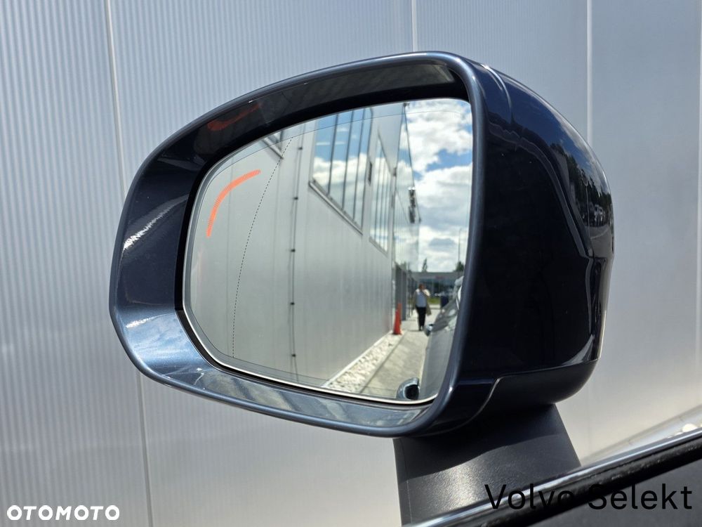 Volvo XC 90 - 33