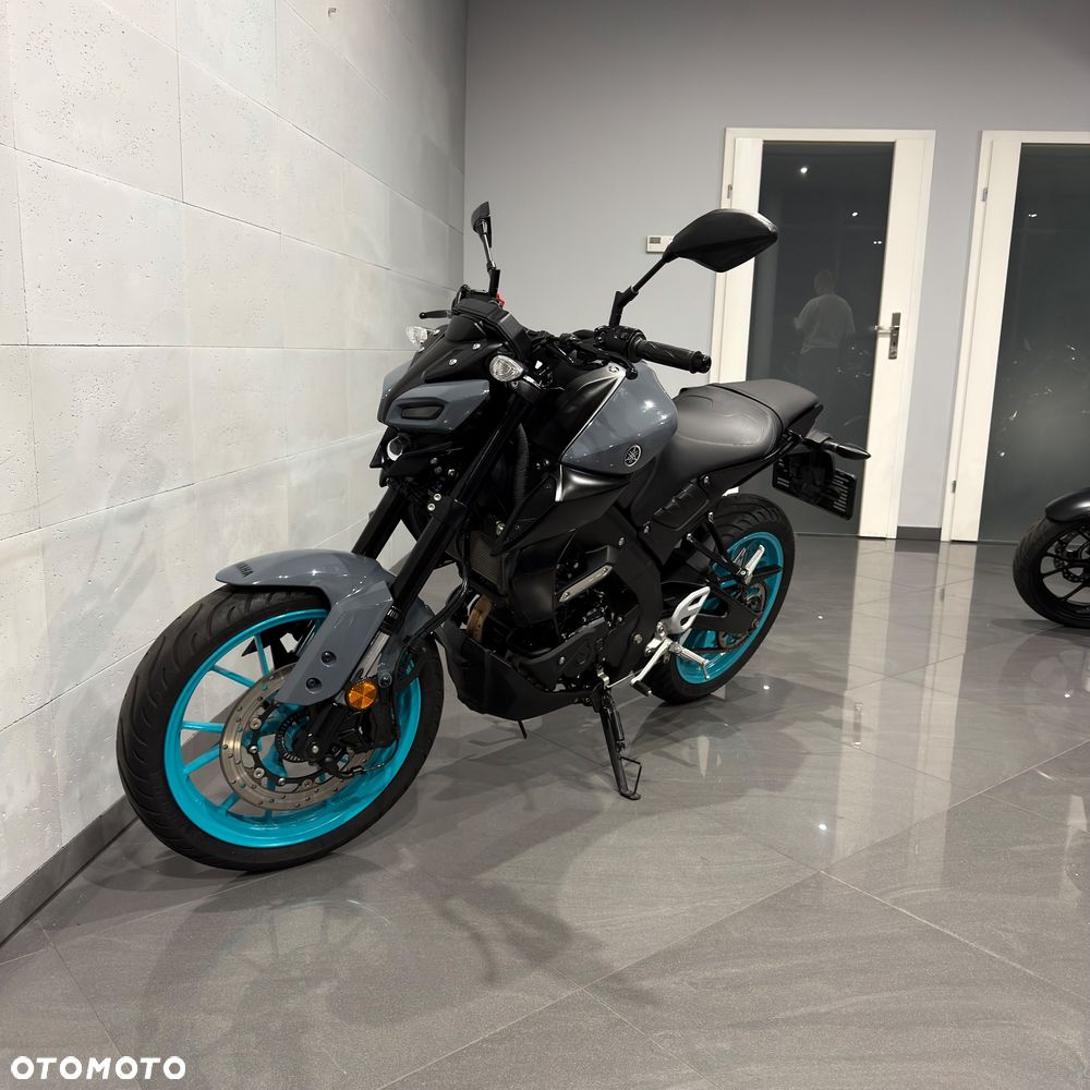 Yamaha MT - 7