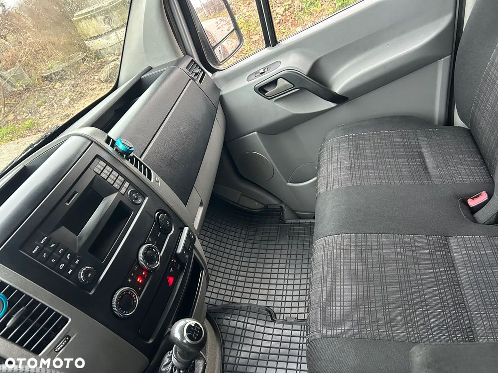 Mercedes-Benz Sprinter 319 CDI - 8