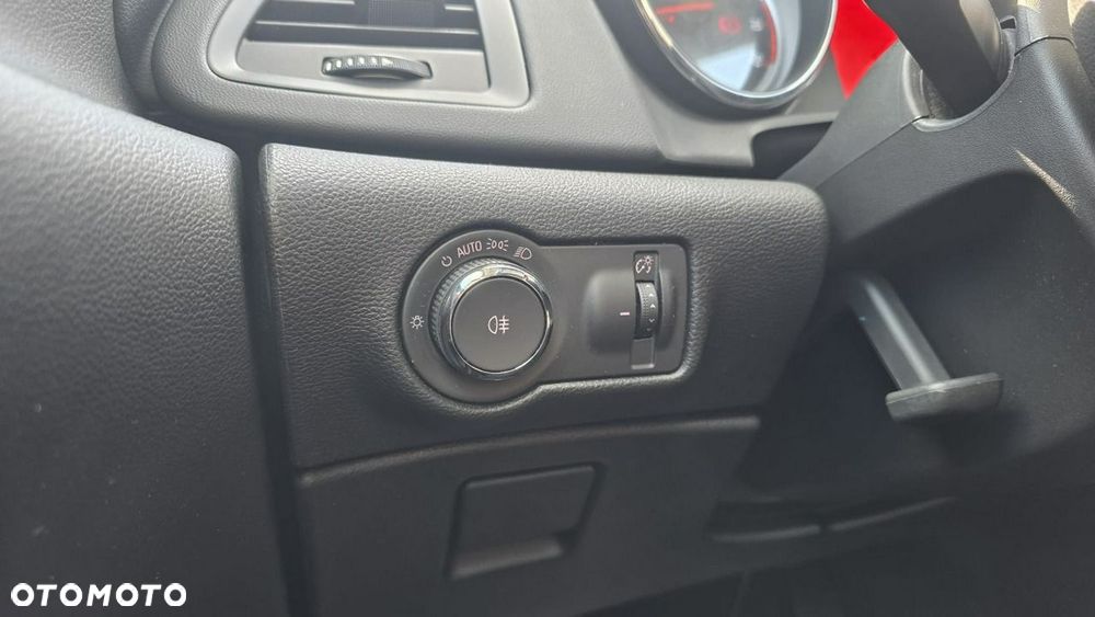 Opel Astra - 17