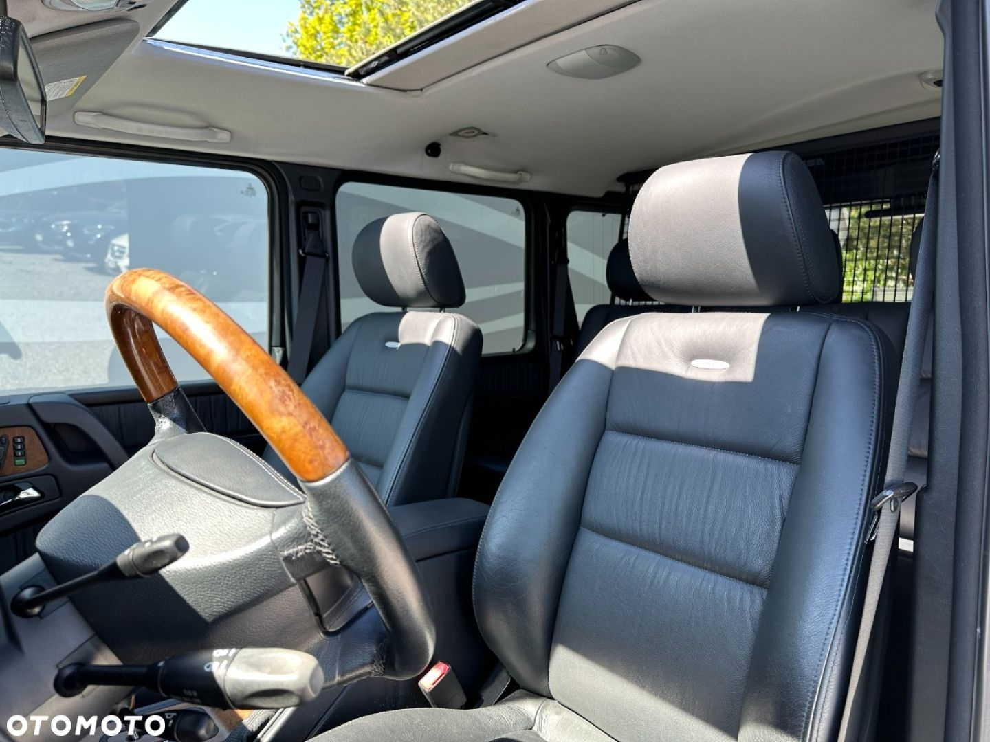 Mercedes-Benz Klasa G 500 Automatik Grand Edition - 27