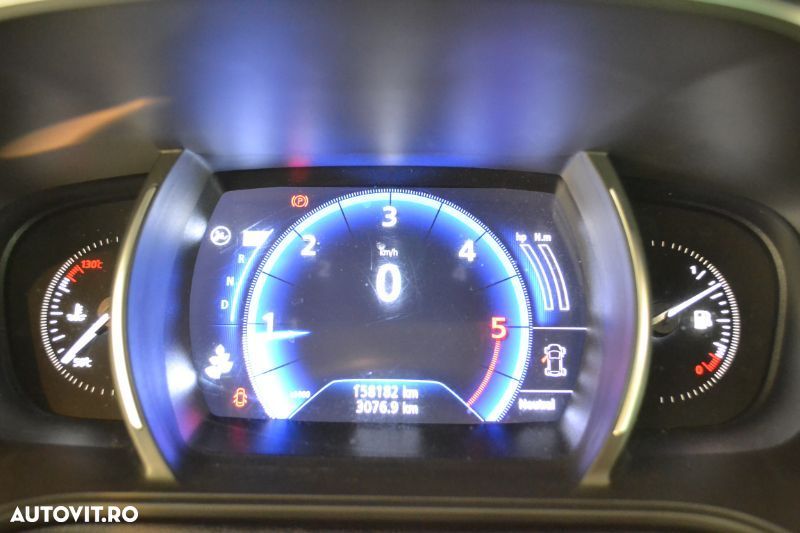 Renault Megane Blue dCi 116 EDC Intens - 11