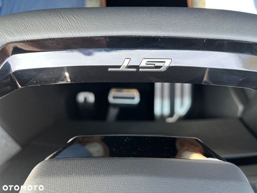 Peugeot 5008 1.6 PHEV 195 GT Exclusive S&S e-DCS7 - 26