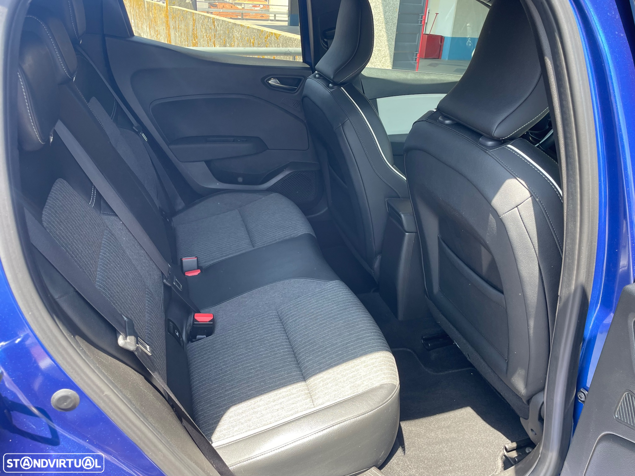 Renault Clio 1.0 TCe Intens Bi-Fuel - 8