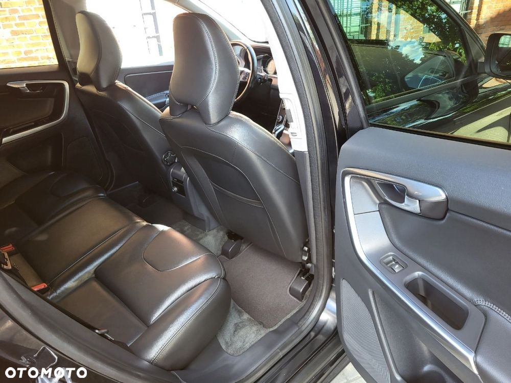 Volvo XC 60 - 35