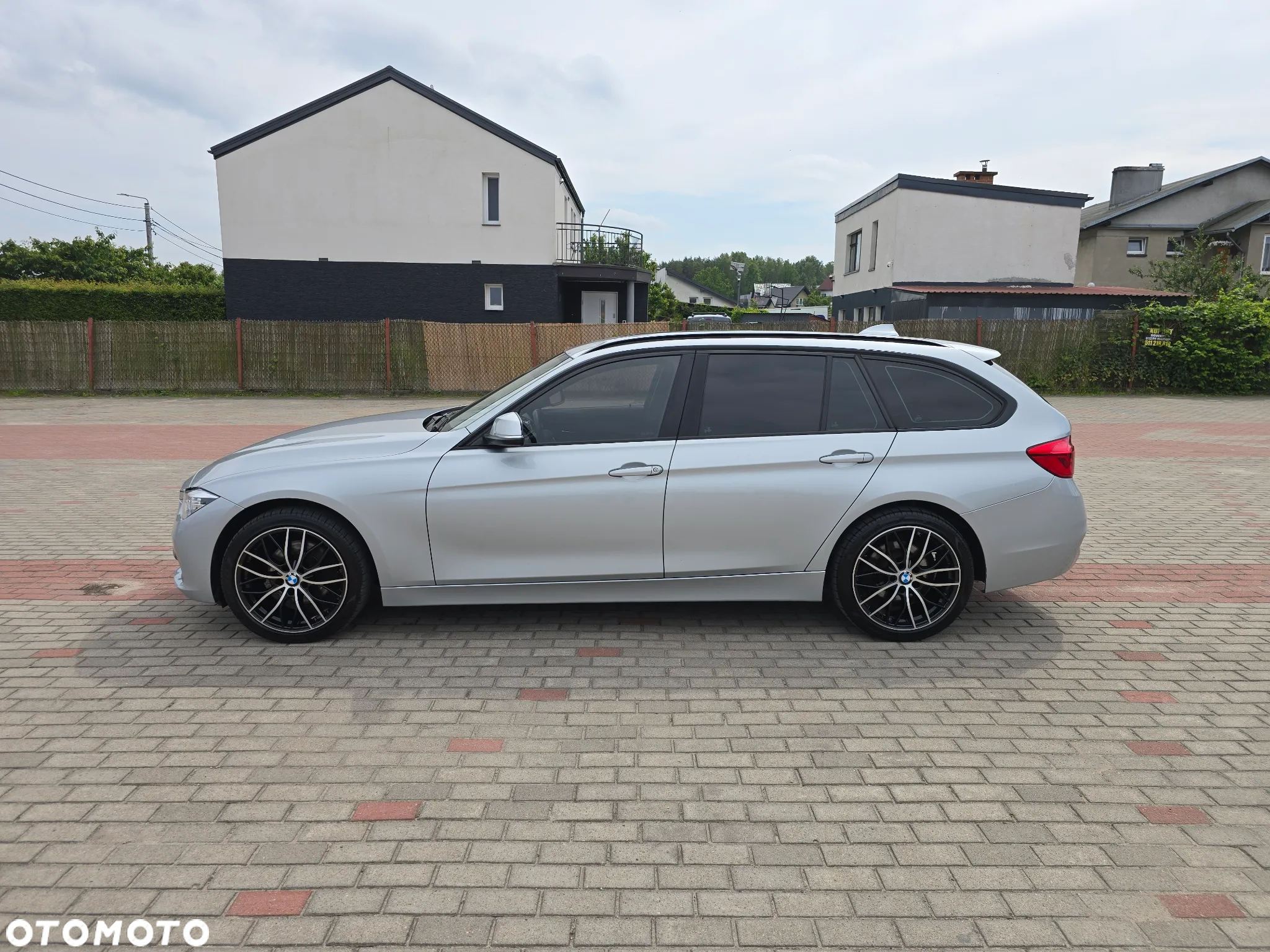 BMW Seria 3 320d xDrive Advantage - 4