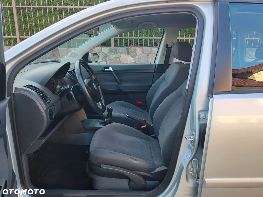 Volkswagen Polo 1.4 Comfortline - 15