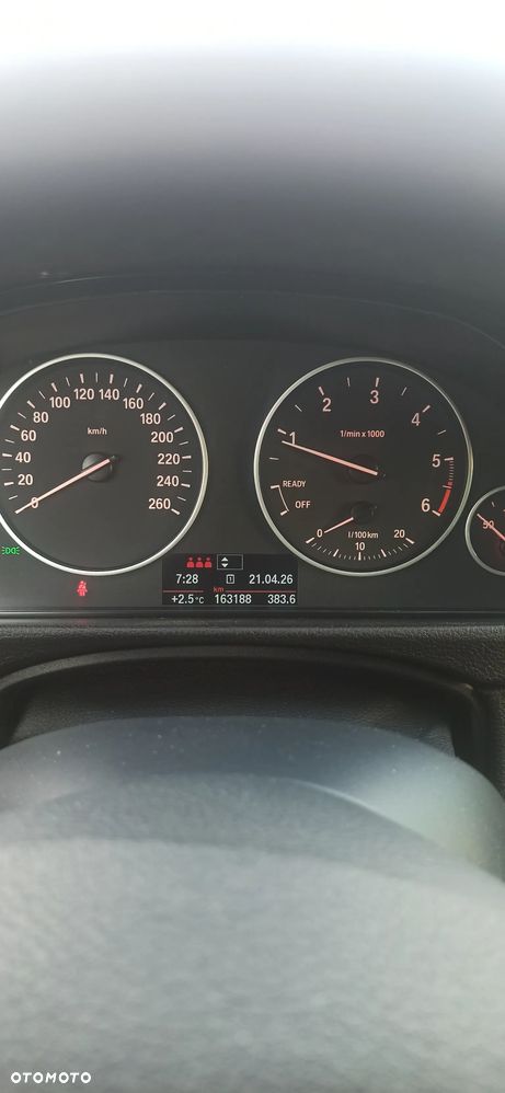 BMW Seria 3 320d - 5