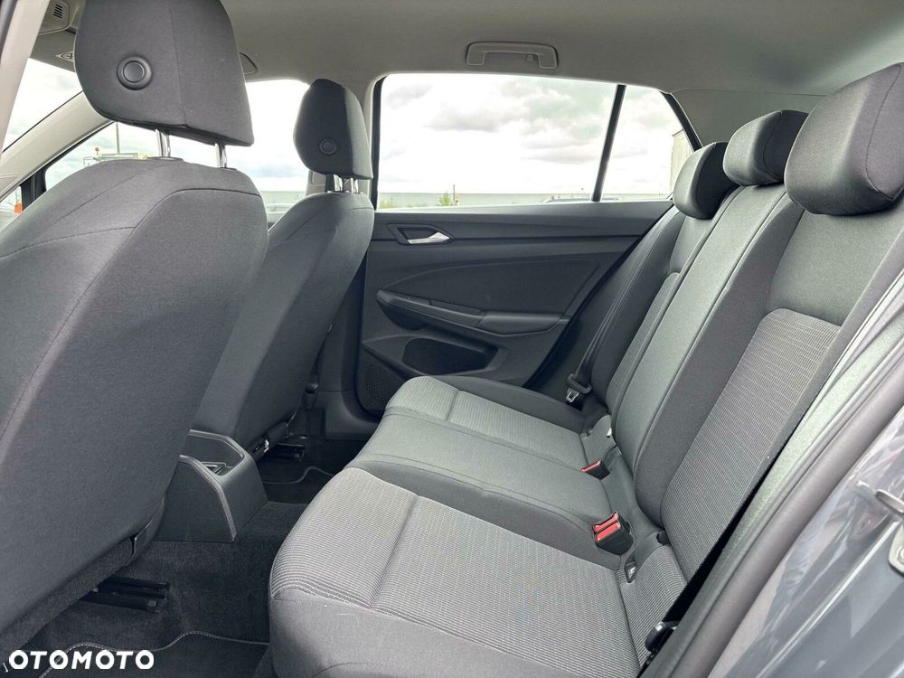 Volkswagen Golf - 12