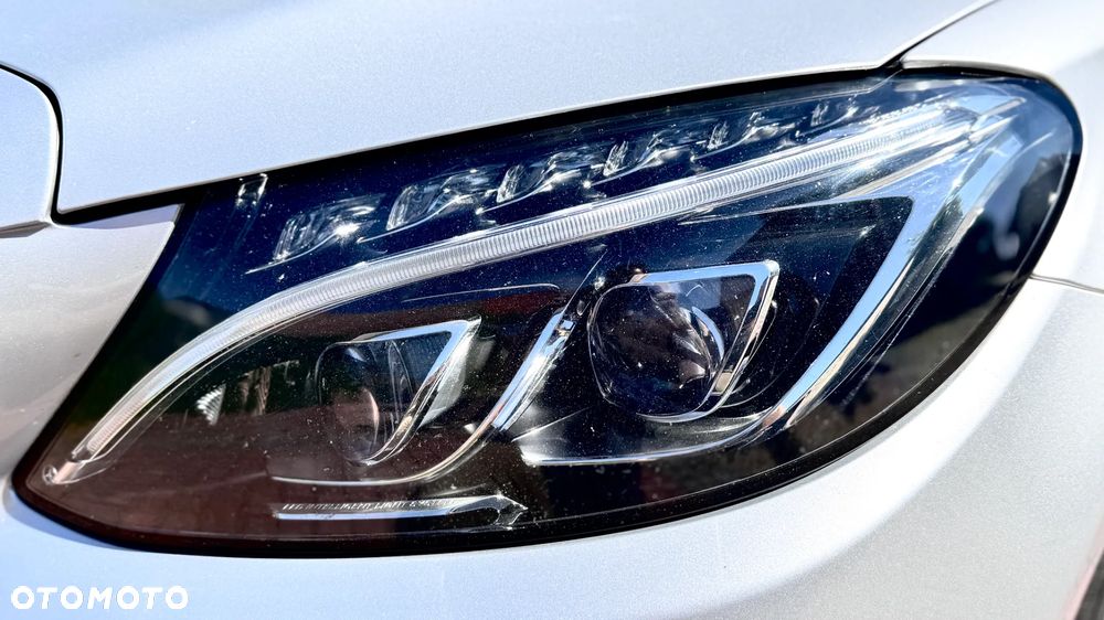 Mercedes-Benz Klasa C 200 7G-TRONIC - 19