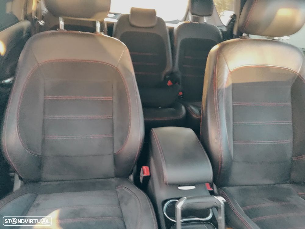 Ford S-Max 2.0 TDCi Titanium 7L - 10