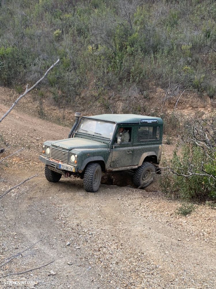 Land Rover Defender 90 2.5 TD5 Metal Top - 19