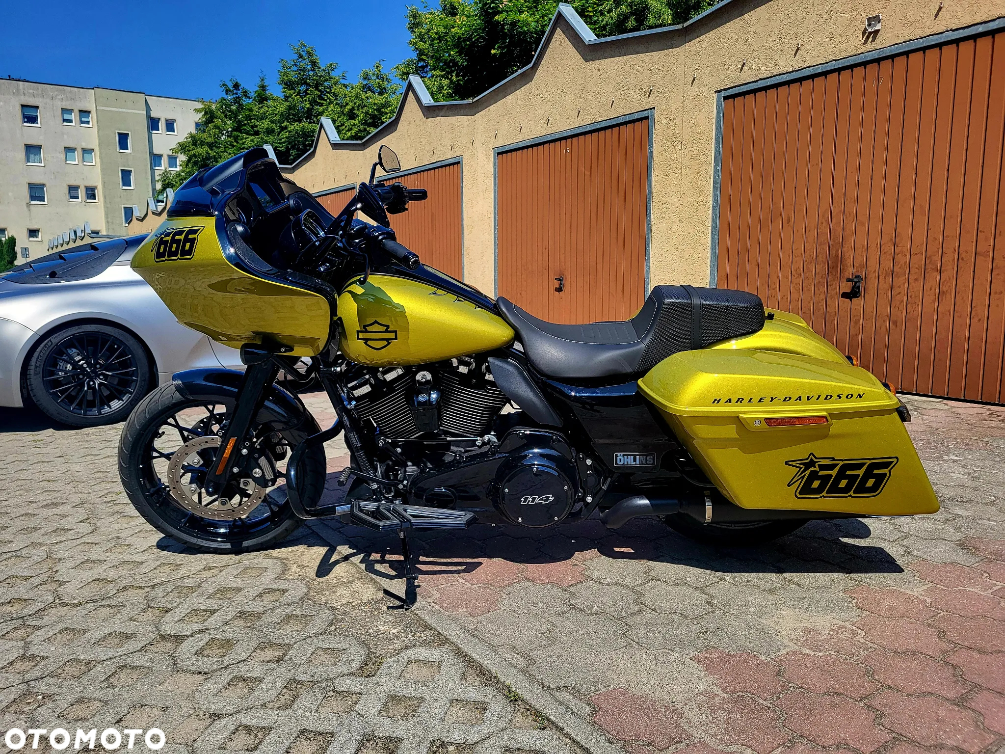 Harley-Davidson Touring Road Glide - 10