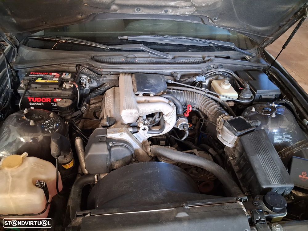 BMW 316 i Touring - 13