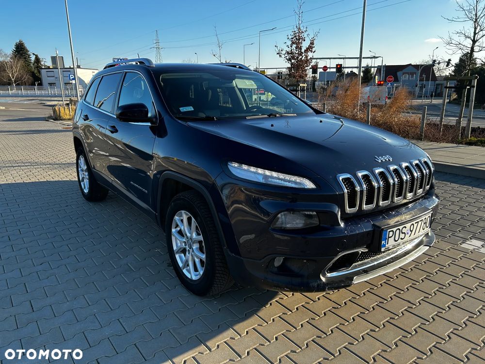 Jeep Cherokee - 4