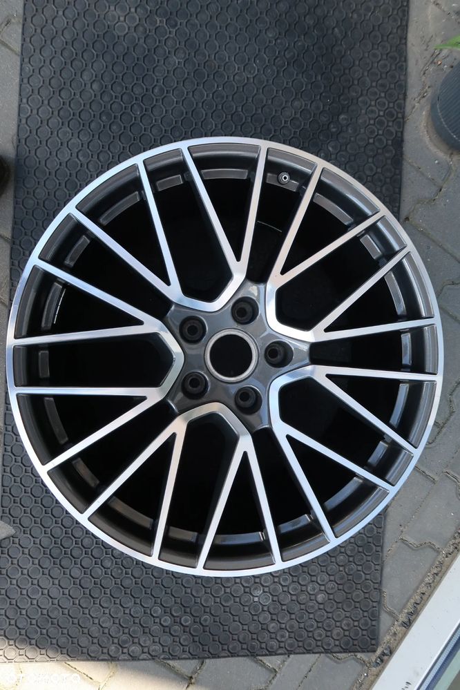 L19 / 458 Felga Porsche Cayenne 9Y0 Idealna Tylna 11x21et58 - 8