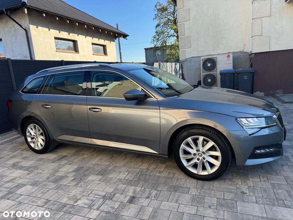 Skoda Superb 2.0 TDI SCR Ambition DSG - 3
