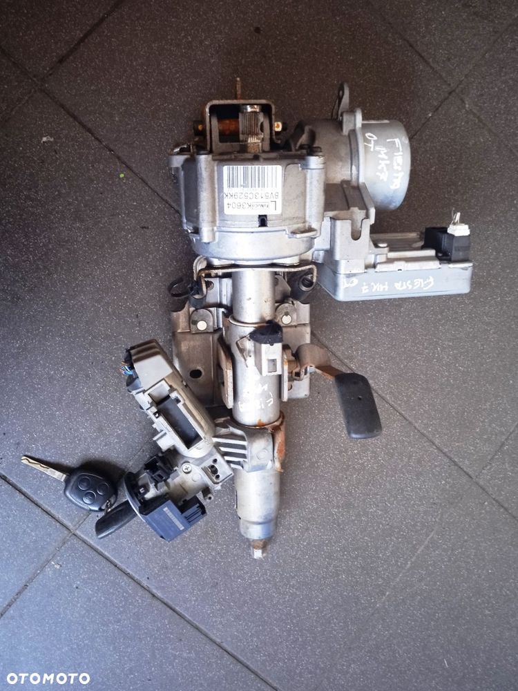 Kolumna Kierownicza Ford Fiesta MK7 - 4