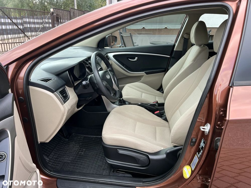 Hyundai i30 1.4 Comfort - 21
