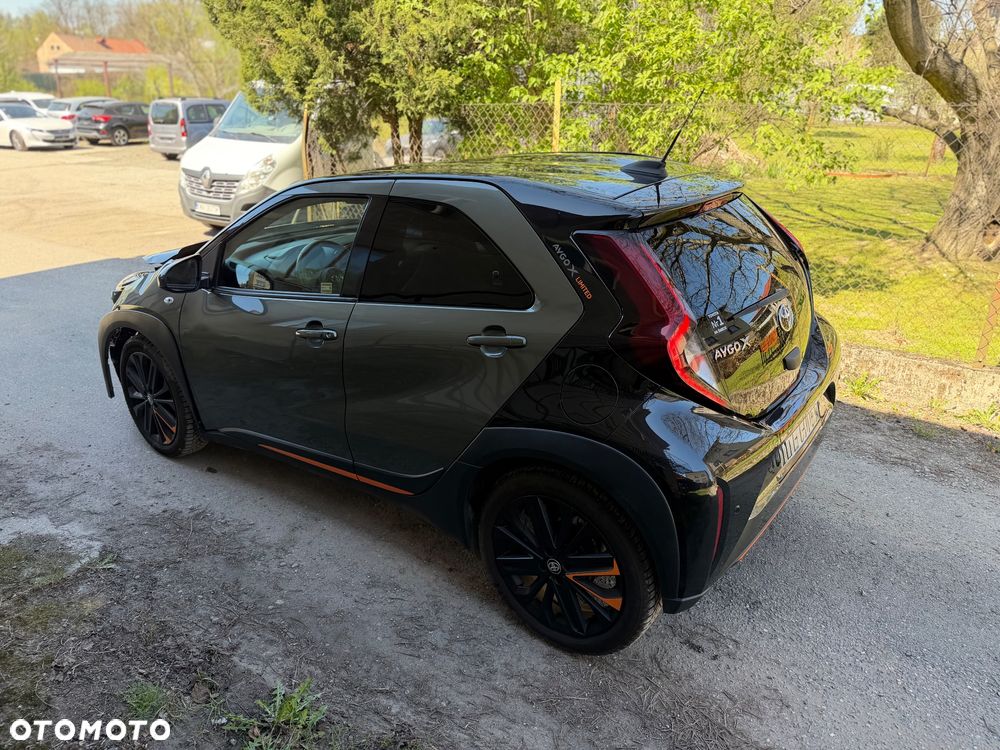 Toyota Aygo X 1.0 VVT-i JBL CVT - 18