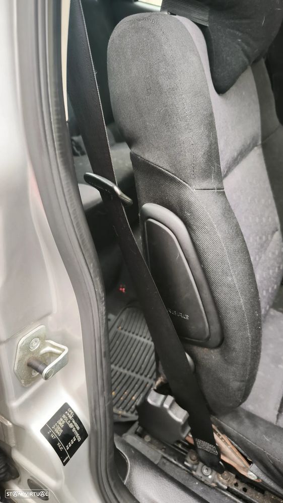 Opel Vectra 1.6 Comfort - 23