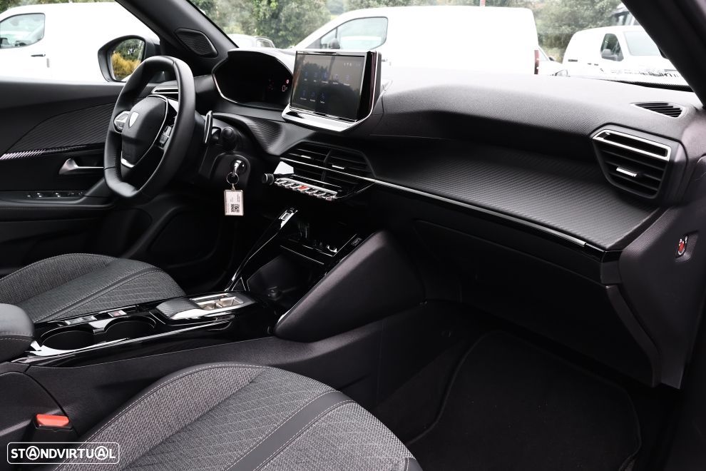 Peugeot 2008 1.2 Hybrid Allure e-DCS6 - 13