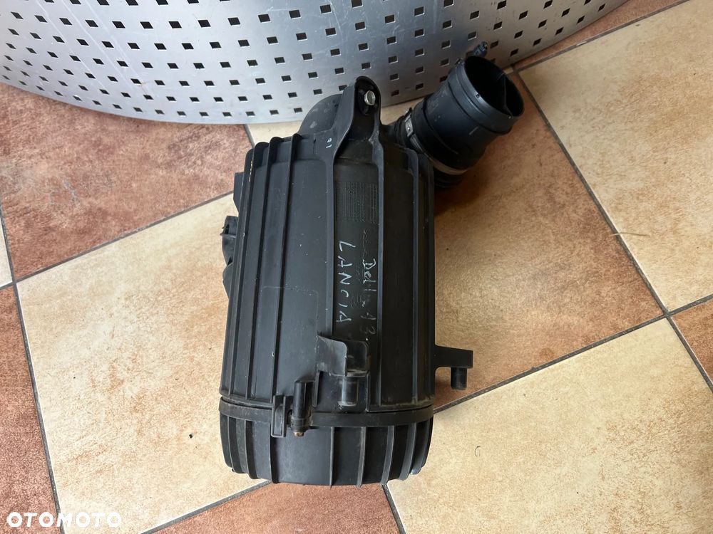 OBUDOWA FILTRA FILTR POWIETRZA PRZEPŁYWOMIERZ LANCIA DELTA III 1.9 TWINTURBO 51818278 - 3