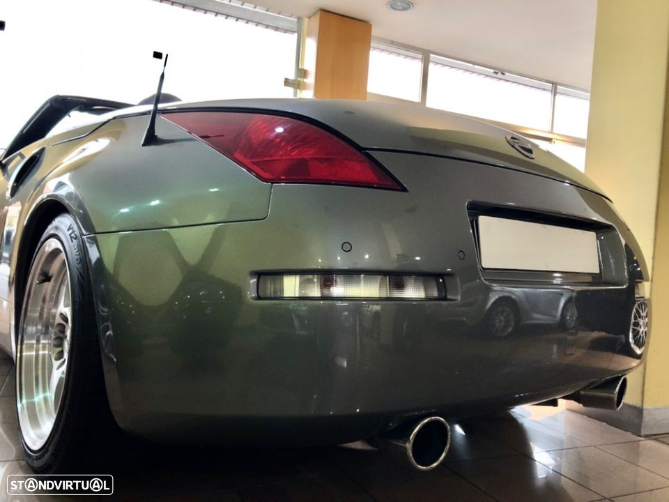 Nissan 350 Z Roadster - 25